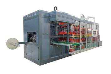 Machines de production de boîtes de thermoformage plastique multi-stations